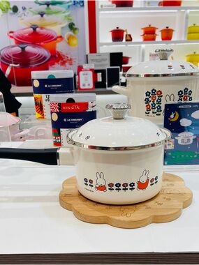 New Le Creuset White Enamel Miffy Saucepan with Orange Accents with original box